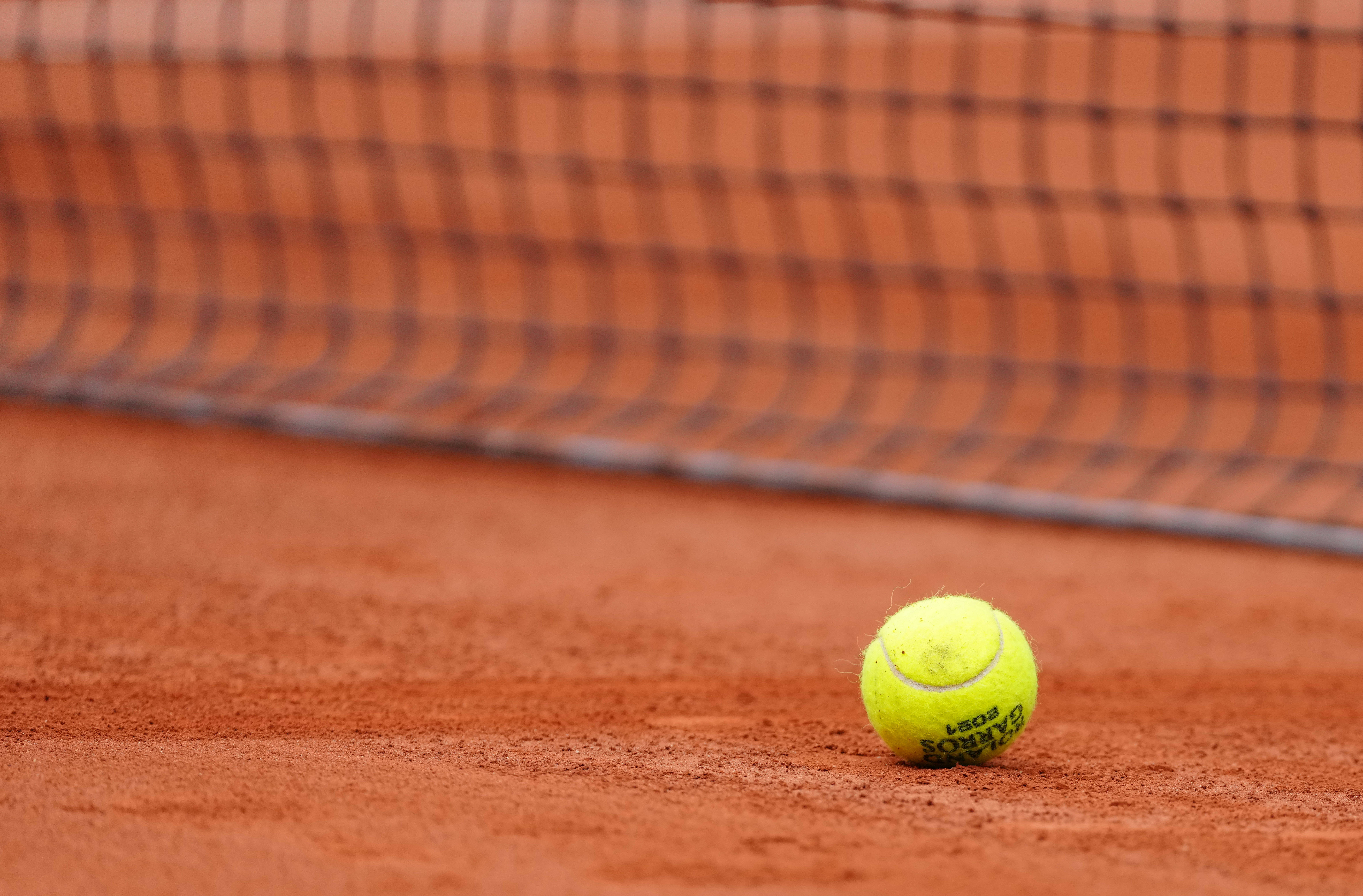 第三张总是 第三张总是