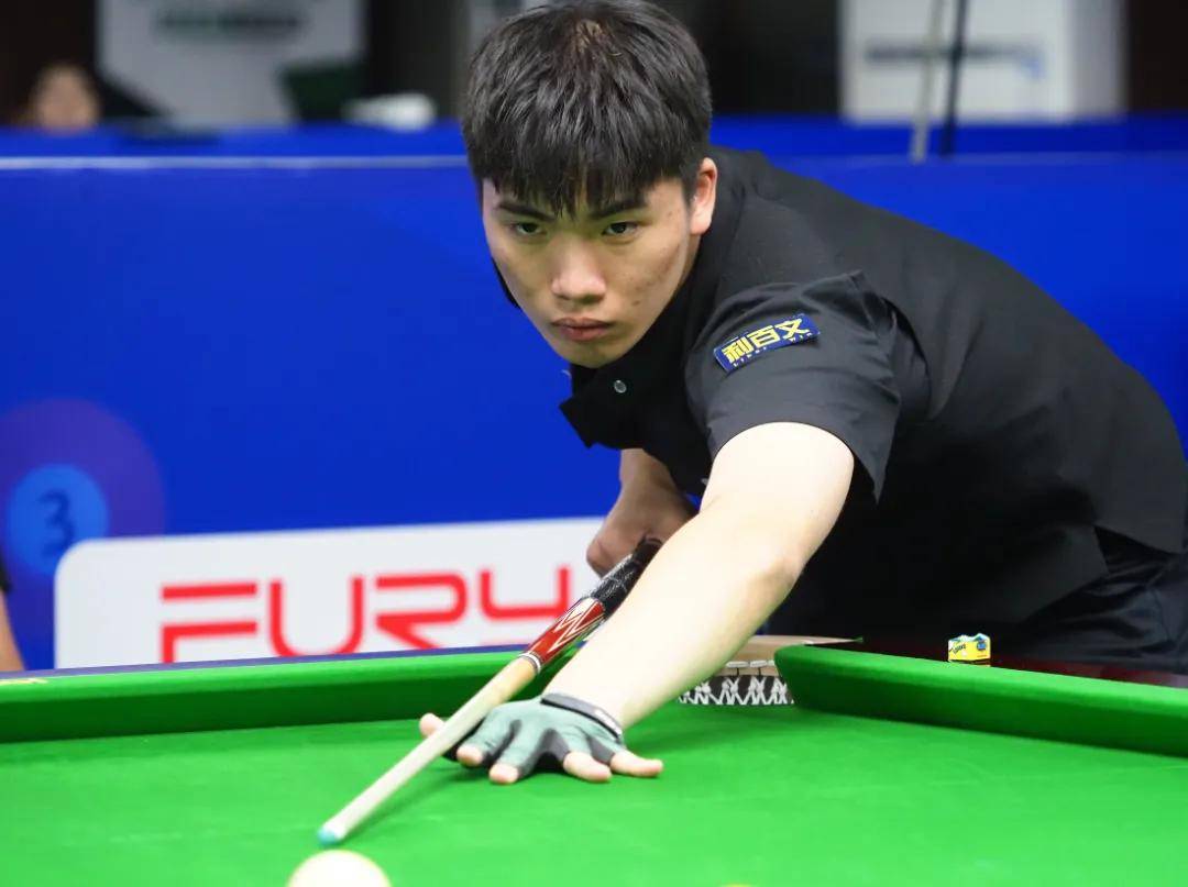 右侧速度与 右侧速度与